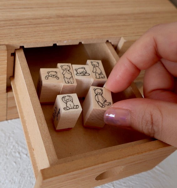 TONIKAKU HOKKAIDO x MA7 Stamp:  Surprise Chibikuma