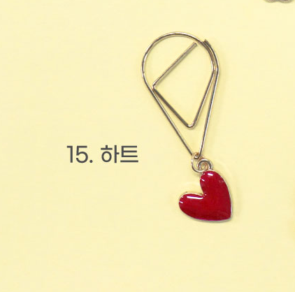 O-Check Design Book Clip: Heart